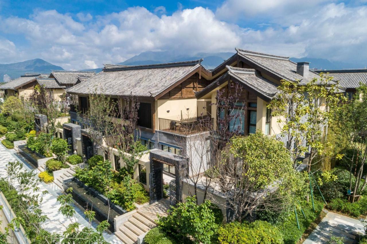 Howard Johnson Jinlin Plaza Lijiang Лиджанг Екстериор снимка